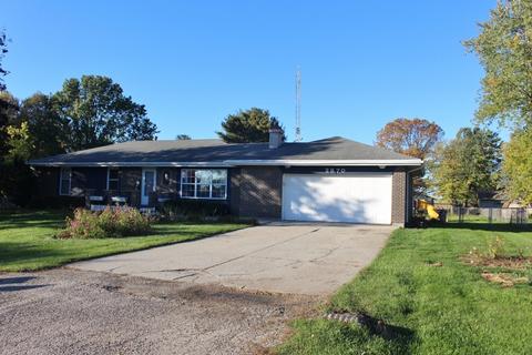 2870 Karr Rd, Belvidere, IL 61008 photo 1