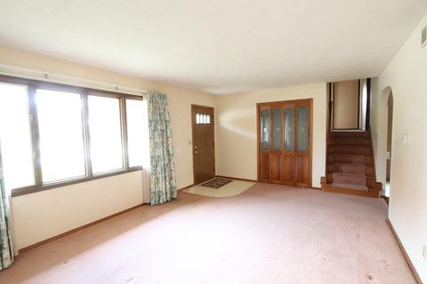 211 Hammitt Dr, Normal, IL 61761 photo 10