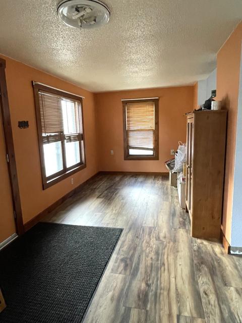 706 E 12th St, Sterling, IL 61081 photo 2