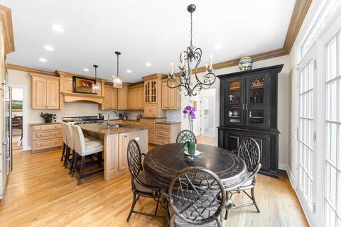 1812 Central Rd, Glenview, IL 60025 photo 8