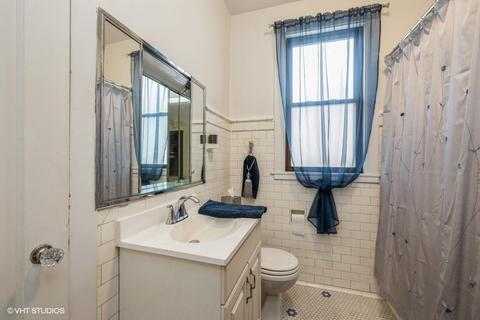 1908 Clinton Ave, Berwyn, IL 60402 photo 13