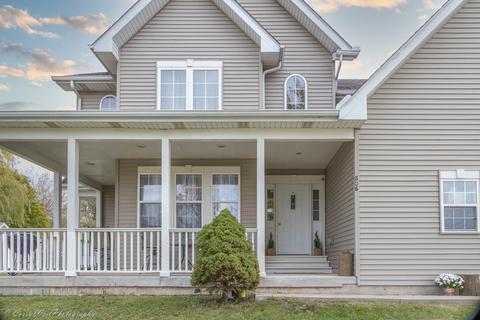 806 Walnut St, Genoa, IL 60135 photo 2