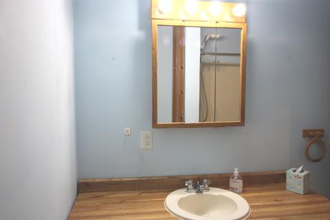 601 E Michael St, Clinton, IL 61727 photo 19
