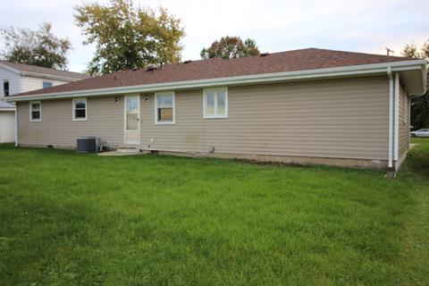 601 E Michael St, Clinton, IL 61727 photo 22