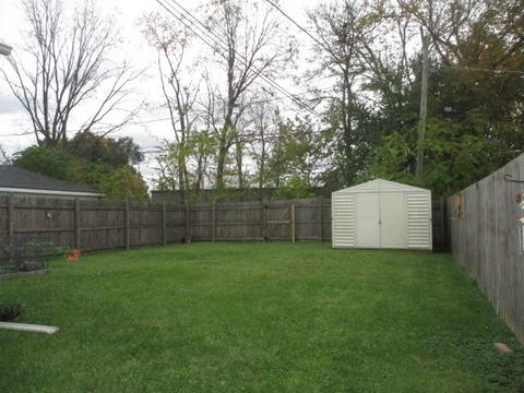 14 Mckinley Ave, Steger, IL 60475 photo 13
