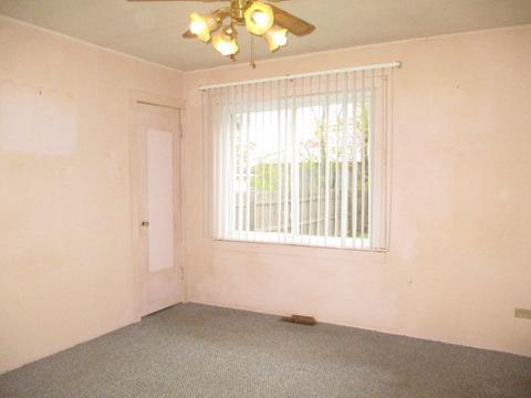 14 Mckinley Ave, Steger, IL 60475 photo 8