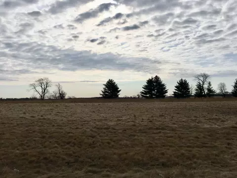 lot E Apt 48 E Longwood Dr, Woodstock, IL 60098