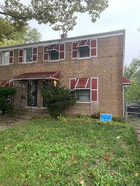 9809 S Clyde Ave, Chicago, IL 60617 photo 1