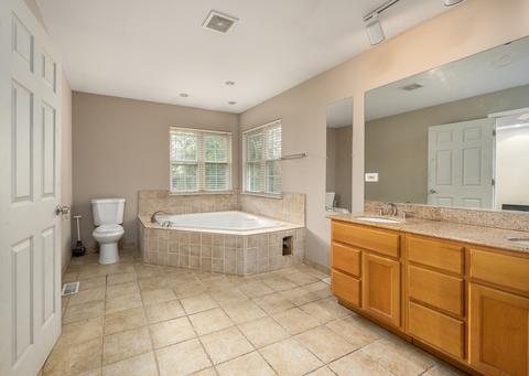 10401 Wilmette Ave, Algonquin, IL 60102 photo 10