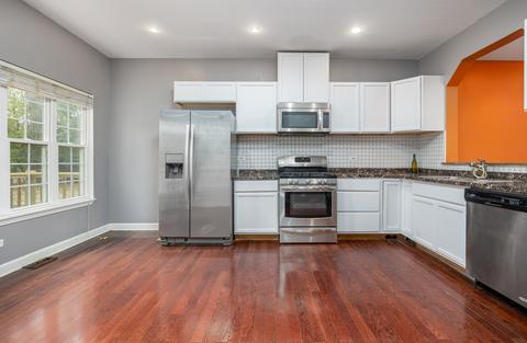 10401 Wilmette Ave, Algonquin, IL 60102 photo 3