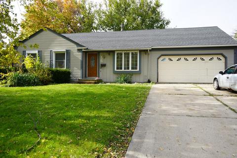 129 Circle Dr E, Montgomery, IL 60538 photo 1