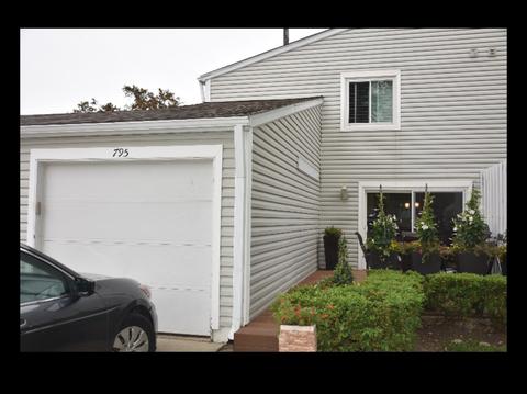 795 Barnaby Pl #89-C, Wheeling, IL 60090 photo 2