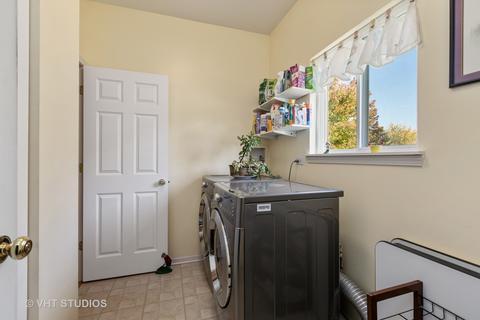 4812 Joyce Ln, Mchenry, IL 60050 photo 13