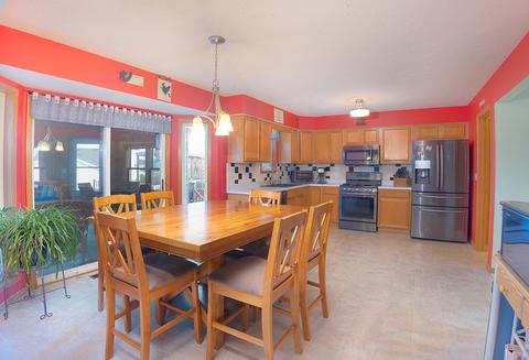 527 Autumnwolf Dr, Davis Junction, IL 61020 photo 8