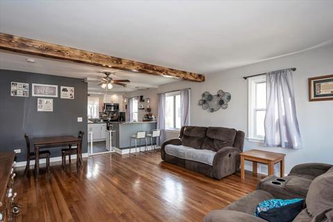 541 Catalpa St, Beecher, IL 60401 photo 5