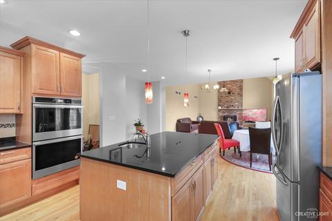 1041 S Chatham Ave, Addison, IL 60101 photo 14