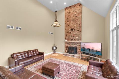 1041 S Chatham Ave, Addison, IL 60101 photo 18