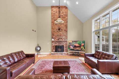 1041 S Chatham Ave, Addison, IL 60101 photo 17