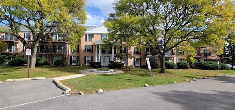 5300 Carriageway Dr #103, Rolling Meadows, IL 60008 photo 1
