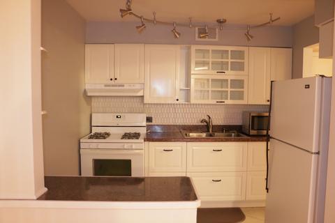 5300 Carriageway Dr #103, Rolling Meadows, IL 60008 photo 3