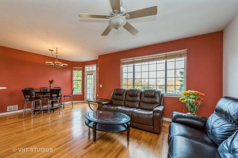 2977 Talaga Dr, Algonquin, IL 60102 photo 3