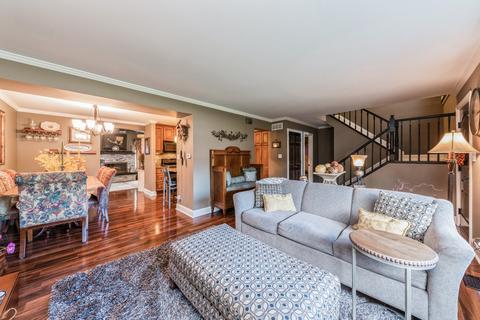 4465 Cove Ln, Hoffman Estates, IL 60192 photo 4