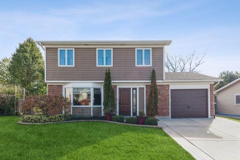 4465 Cove Ln, Hoffman Estates, IL 60192 photo 1