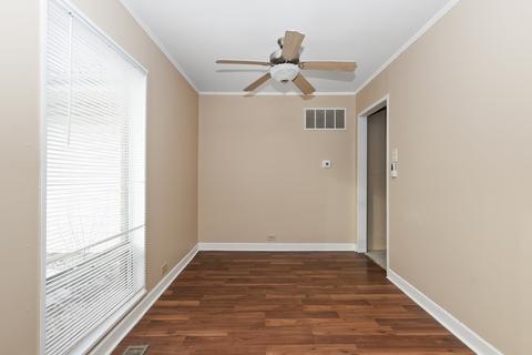 305 Windsor St, Park Forest, IL 60466 photo 7