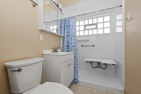 305 Windsor St, Park Forest, IL 60466 photo 17