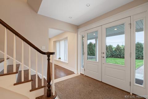 60 Golf Rd, Golf, IL 60029 photo 5