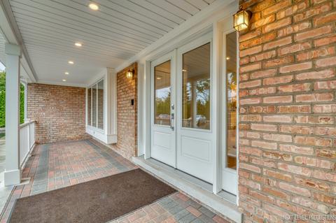 60 Golf Rd, Golf, IL 60029 photo 4