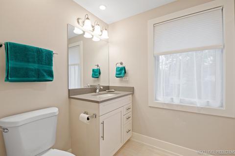 60 Golf Rd, Golf, IL 60029 photo 28