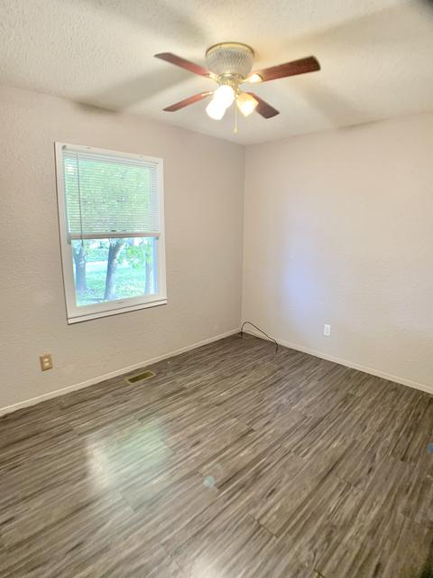 718 N Beech St, Forrest, IL 61741 photo 9