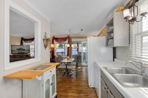 1095 Willow Ct, Aurora, IL 60504 photo 11