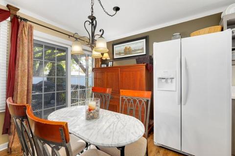 1095 Willow Ct, Aurora, IL 60504 photo 7