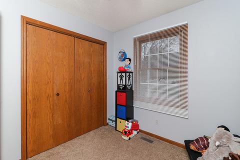 2104 Pacific Ave, Bloomington, IL 61701 photo 14