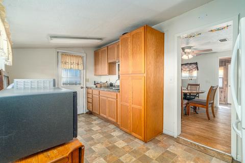 706 E Benton St, Morris, IL 60450 photo 9