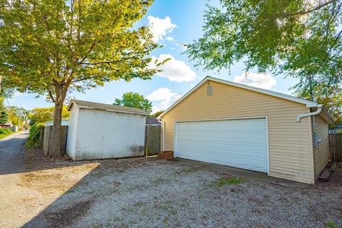 706 E Benton St, Morris, IL 60450 photo 15