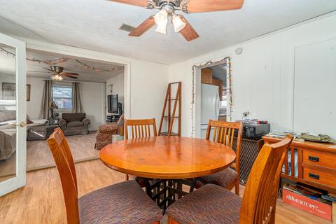 706 E Benton St, Morris, IL 60450 photo 4