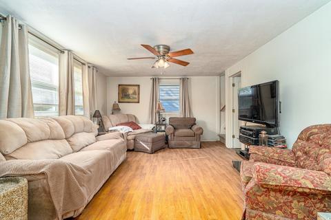 706 E Benton St, Morris, IL 60450 photo 5