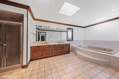 8633 Heather Dr, Burr Ridge, IL 60527 photo 20