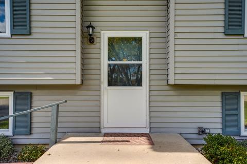 4307 N Dennis Blvd, Mchenry, IL 60051 photo 4