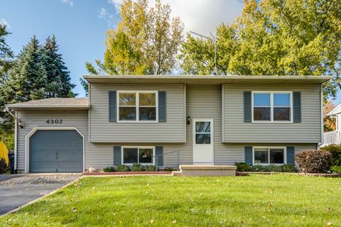 4307 N Dennis Blvd, Mchenry, IL 60051 photo 1