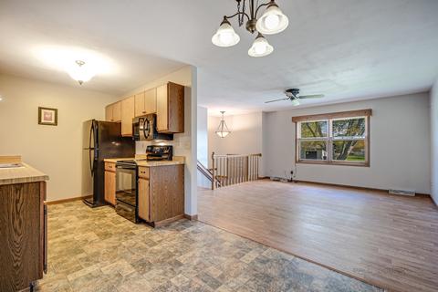4307 N Dennis Blvd, Mchenry, IL 60051 photo 14