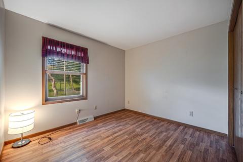 4307 N Dennis Blvd, Mchenry, IL 60051 photo 22
