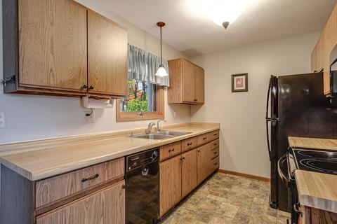 4307 N Dennis Blvd, Mchenry, IL 60051 photo 10