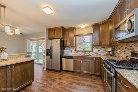 5406 Abbey Dr, Mchenry, IL 60050 photo 6