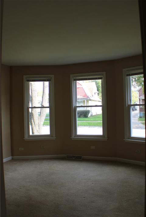 47 Julian Ave, Elgin, IL 60120 photo 13