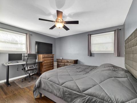 300 Rush St, Roselle, IL 60172 photo 11