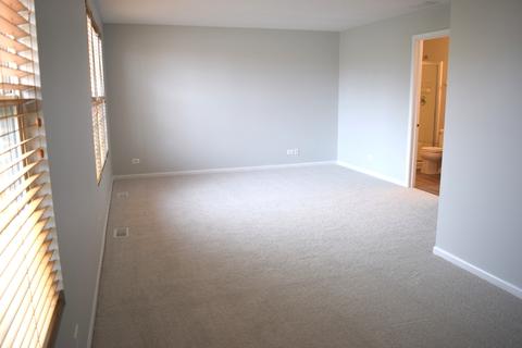 1001 Reserve Dr, Elgin, IL 60124 photo 9
